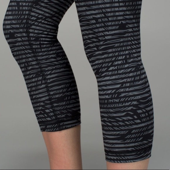Lululemon Wunder Under Crop II *Full-On Luon (Roll Down) Stripe Play Slate Black - Picture 8 of 11